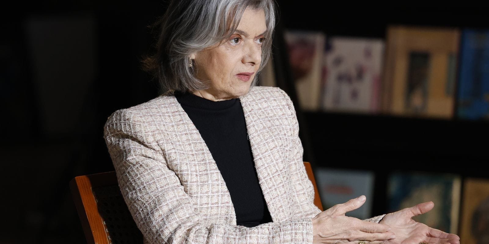 Cármen Lúcia Reflete Sobre Ameaças Machistas e Pressões para Deixar o STF