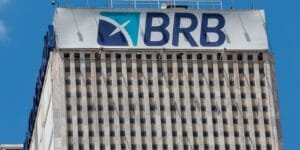 STF Suspende Julgamento sobre Imóveis Públicos e Banco de Brasília
