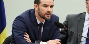 Ministro da Fazenda Dario Durigan Participa de Agenda do G7 na França