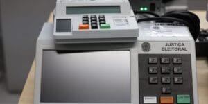 Desinformação sobre Urnas Eletrônicas: Um Estudo Revelador