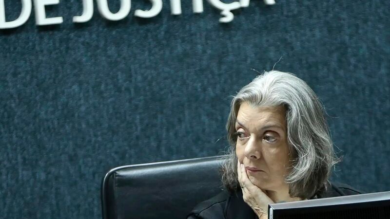 Ministra Cármen Lúcia se posiciona contra flexibilização da Lei da Ficha Limpa