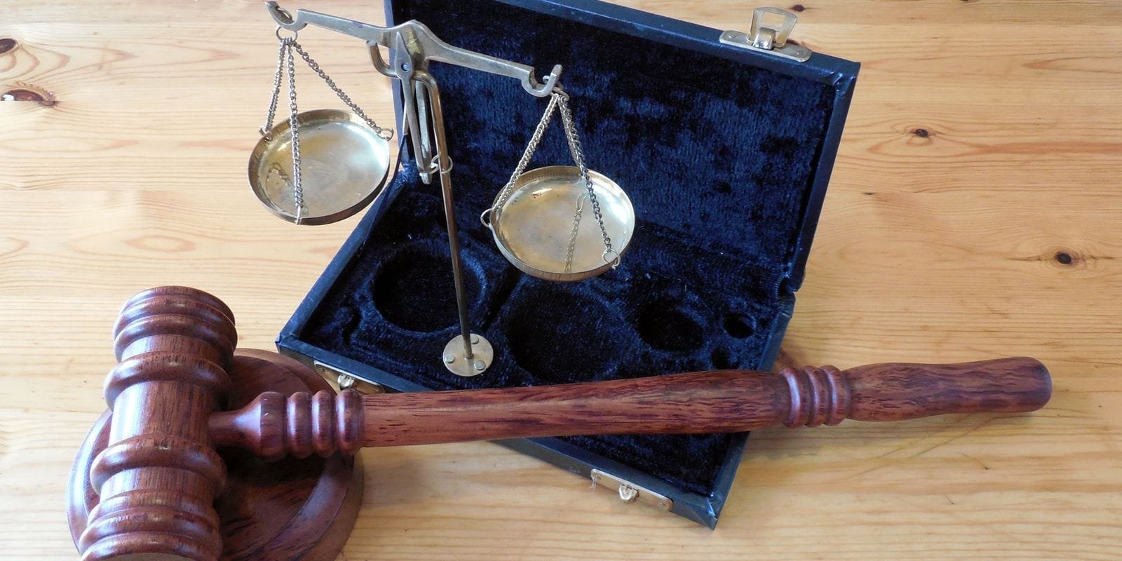 Alcolumbre e Fachin Abordam Limites e Reformas nos Salários do Judiciário