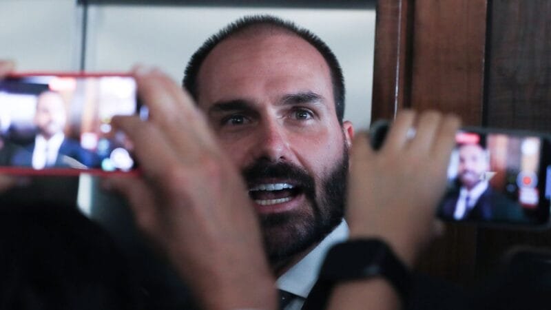 PGR Solicita Condenação de Eduardo Bolsonaro por Coação ao STF