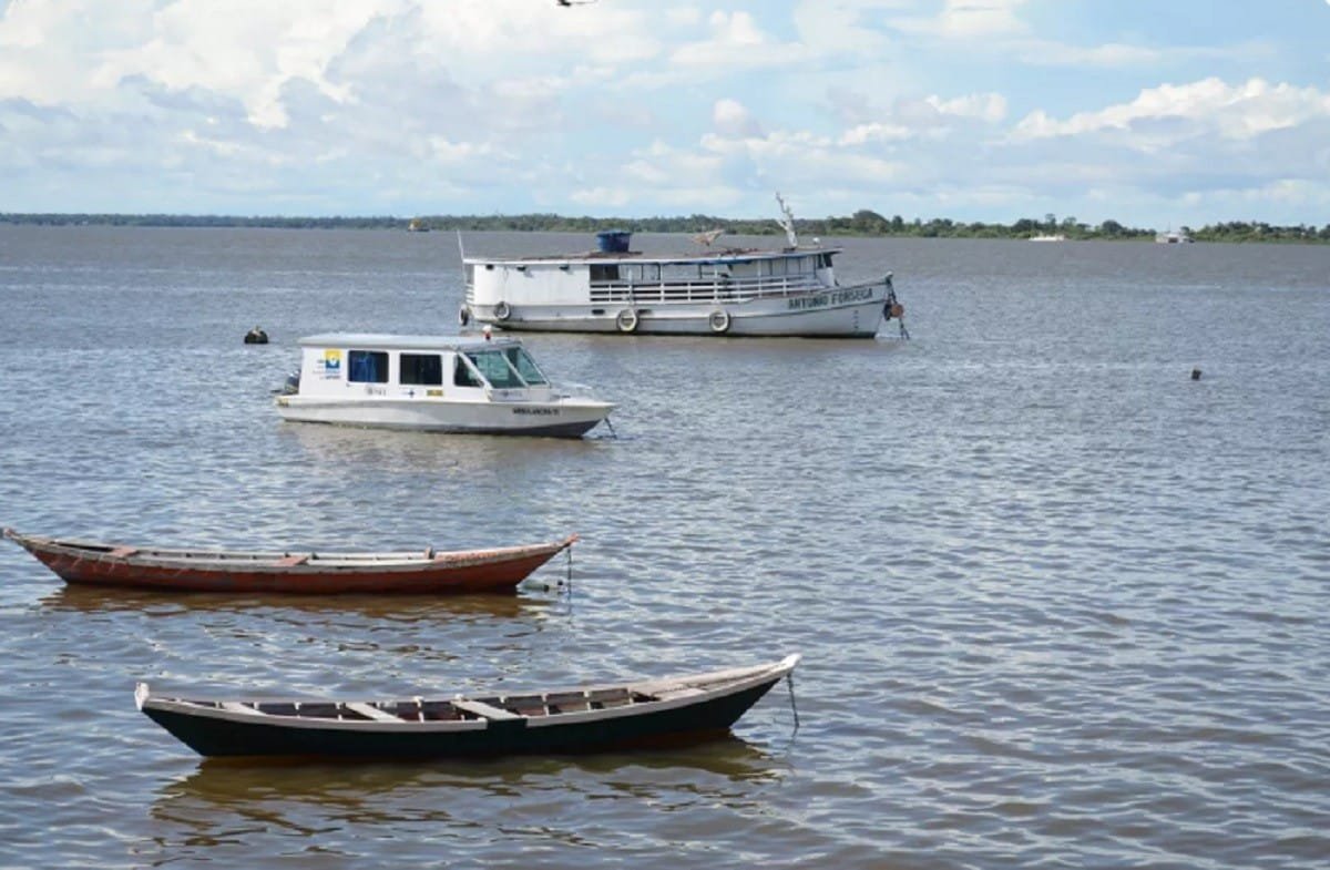 Rio Tapajós em Santarém Atinge Cota de Alerta, Mas Defesa Civil Minimiza Risco de Cheia Histórica