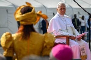 Papa Francisco Enfatiza a Importância da Dignidade Humana em Visita a Tenerife