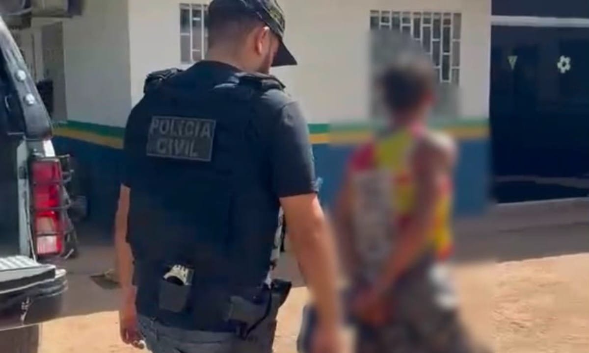 Homem é Detido por Agredir Enteada ao Defender Mãe em Caso de Violência Doméstica no Amazonas