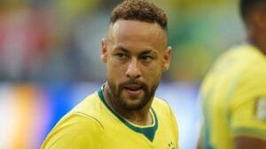 Neymar Retorna à Seleção Brasileira Após Longa Ausência