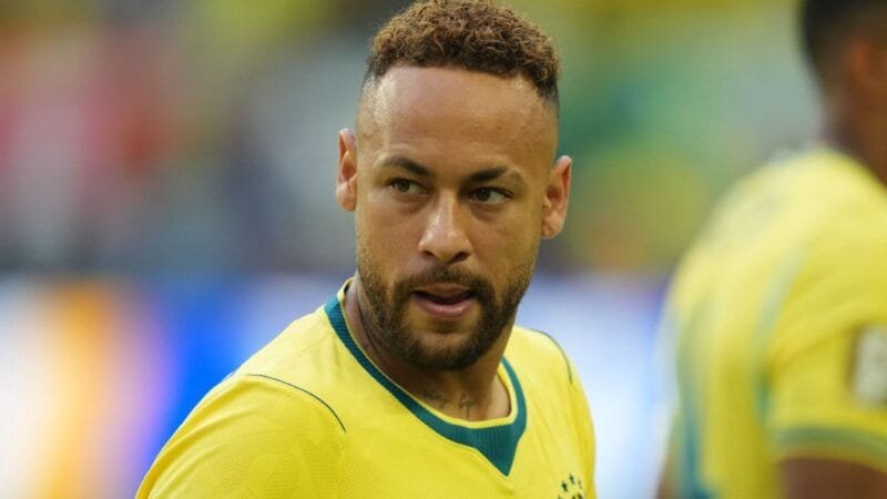 Neymar Retorna à Seleção Brasileira Após Longa Ausência