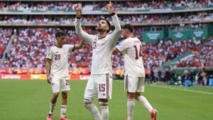 Espanha vence após falha inusitada de Muslera