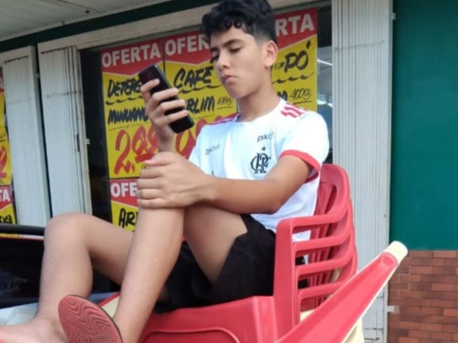 Tragédia no Acre: Adolescente de 15 anos morre após atropelamento enquanto andava de bicicleta