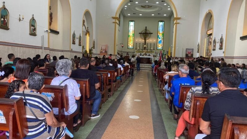 Catedral de Santarém Ajusta Horário de Missa para Conflitar com Jogo da Seleção Brasileira
