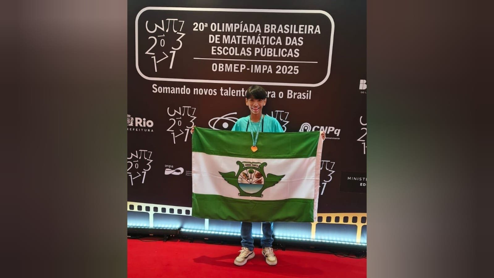 Estudante de Terra Santa Brilha na Olimpíada Brasileira de Matemática com Medalha de Ouro