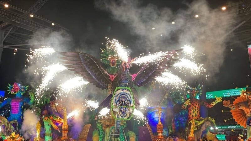 Marciele Albuquerque Brilha em Alegoria Inspirada na Lenda Amazônica no Festival de Parintins 2026