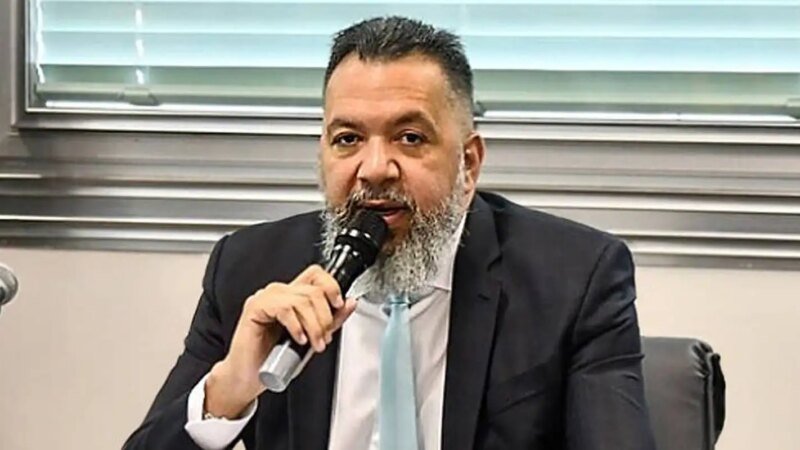 Liberdade Condicional para Ex-Prefeito de Belford Roxo Após Prisão por Tráfico de Armas