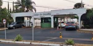 Alexandre de Moraes Impede Visita de Javier Milei a Jair Bolsonaro