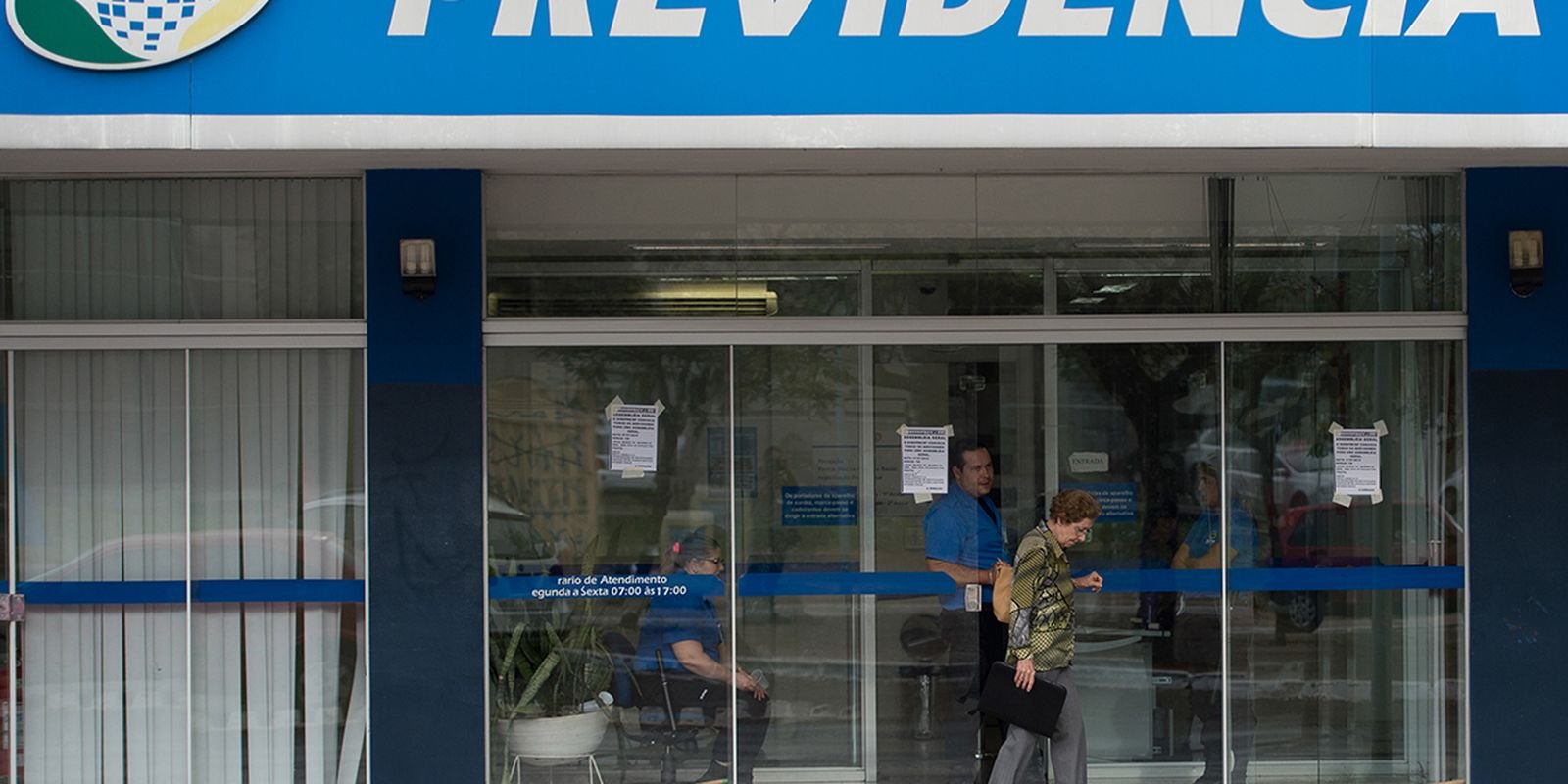 Governo libera R$ 547 milhões para compensar beneficiários do INSS
