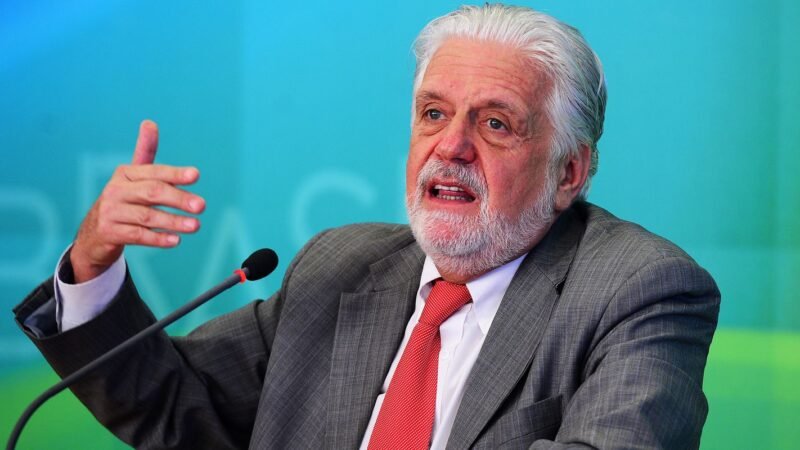 Senador Jaques Wagner convocado pela Polícia Federal para depor sobre investigações do Banco Master