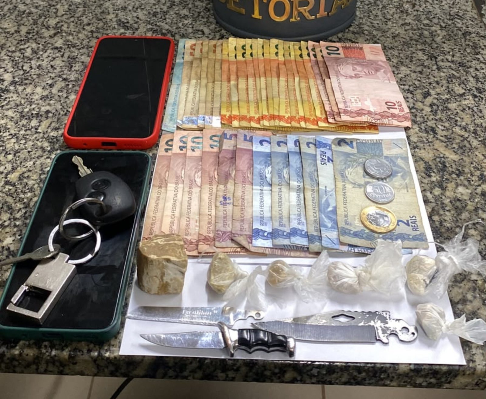 Jovem é Detido com Crack e Dinheiro em Boa Vista