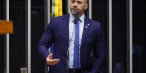 Moraes Destroça Silveira: Prazo de 48 Horas para Explicação sobre Vídeo no X