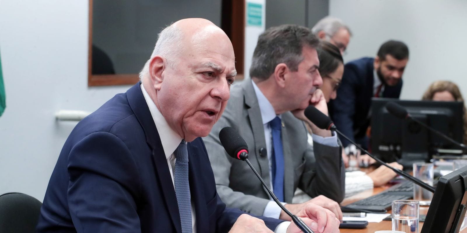 Aprovação da PEC que Cria Fundos para Sul e Sudeste Avança na Câmara dos Deputados