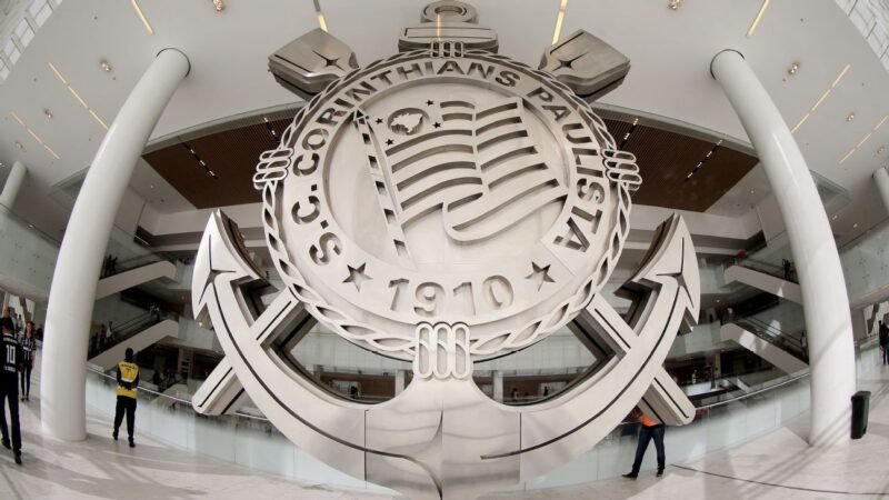 Corinthians Enfrenta Novas Restrições de Transferência Impostas pela FIFA