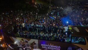 Recepção Esplêndida: Argentinos São Recebidos com Tapete Vermelho
