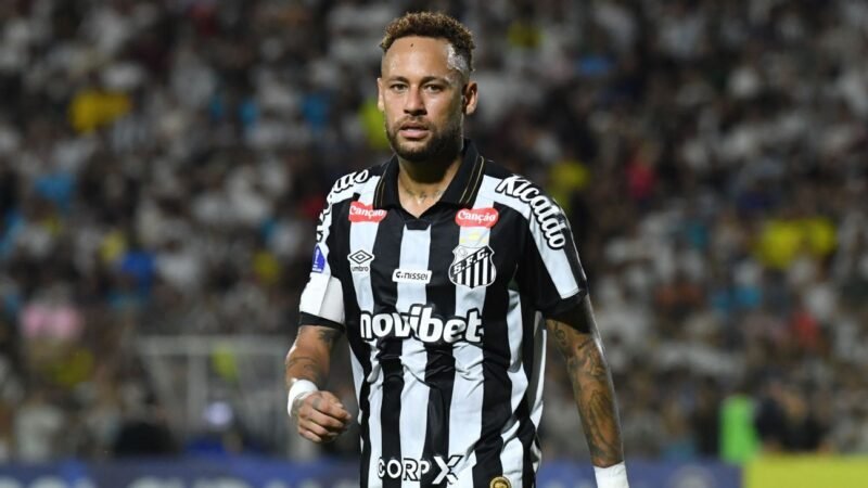 Análise do Desempenho do Santos em Partidas Específicas