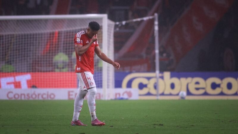 STJD impõe suspensão a zagueiro do Inter após lesão de Gabriel Pec