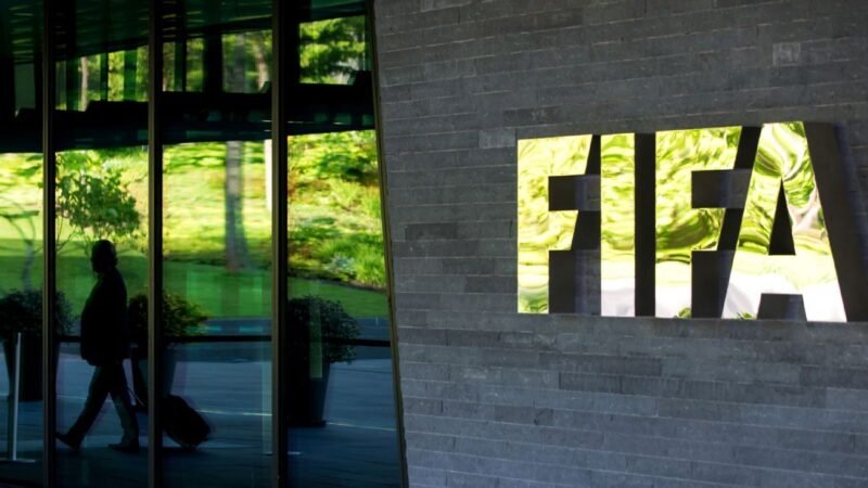 Renúncia de Executivo da FIFA Gera Controvérsias em Torno de Infantino e a Copa do Mundo