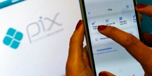 FMI Reconhece Avanços do Pix e Recomenda Autonomia ao Banco Central Brasileiro