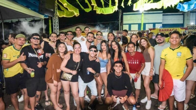 Carnavale 2026: Festa em Brasiléia Atrai 25 Mil Foliões com Segurança Eficiente