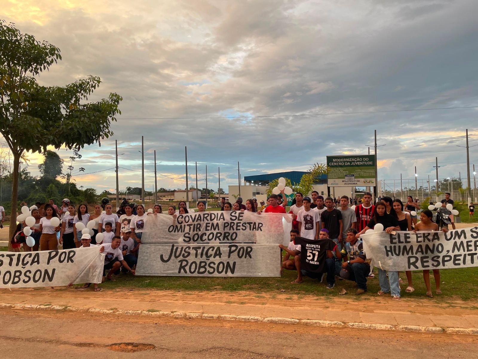 Protestos em Xapuri Pedem Justiça pela Morte de Motociclista em Acidente