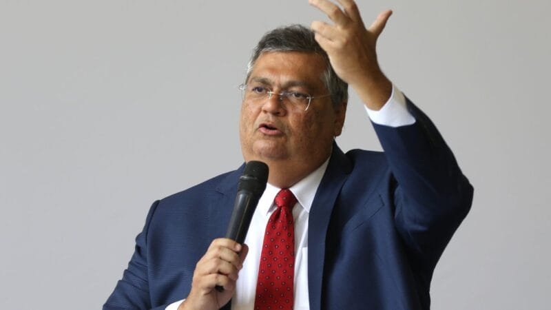 Ministro Flávio Dino Bloqueia R$ 119 Milhões em Bens de Valdemar Costa Neto por Suspeitas de Irregularidades em Emendas