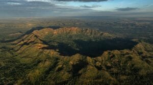 Serra da Cangalha: A Cratera Gigante e Seu Impacto Geológico no Tocantins
