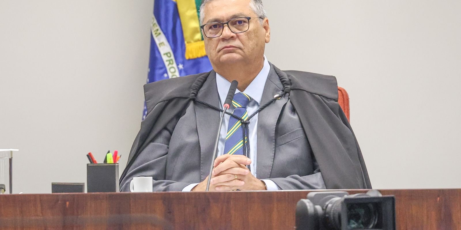 Ministro Flávio Dino Determina Afastamento do Presidente do TCE-MA por 180 Dias