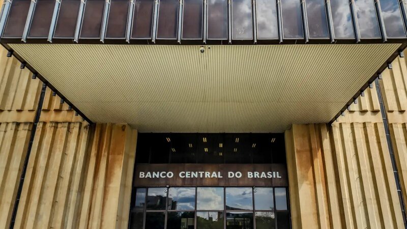 Copom Inicia Reunião para Definir Taxa Selic em Meio a Expectativas de Mercado