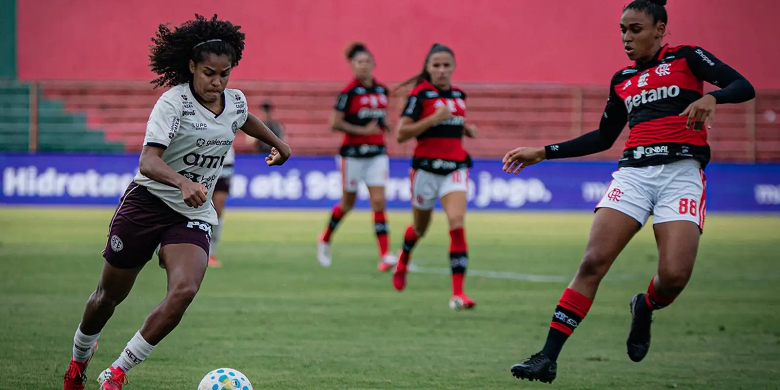 Flamengo Avança nas Quartas do Brasileirão Feminino com Vitória Sobre a Ferroviária