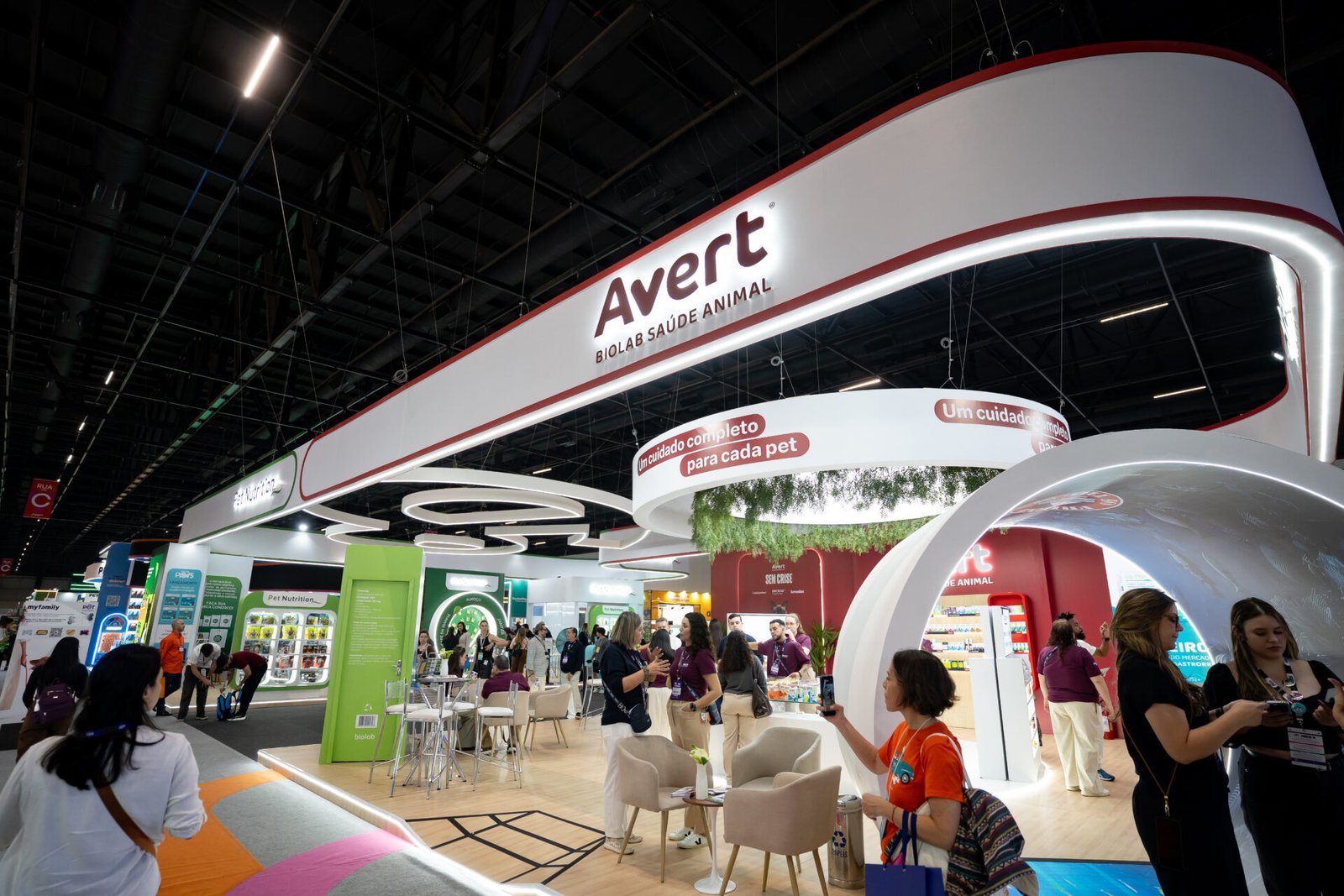 Avert Biolab Saúde Animal Apresenta Inovações na Pet South 2026
