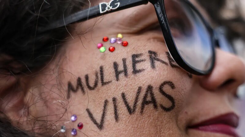 Condenação de Ex-Policial por Feminicídio no Rio de Janeiro