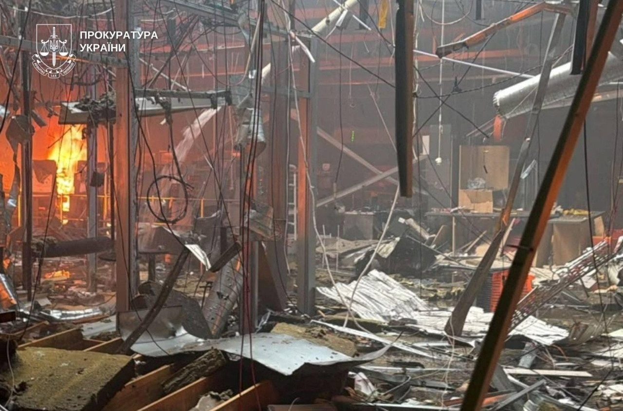 Ataque Russo em Kryvyi Rih: Seis Crianças Entre as Vítimas de Tragédia no Shopping Center