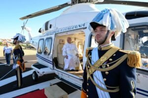 Papa Leão XIV Inicia Visita Pastoral a San Marino