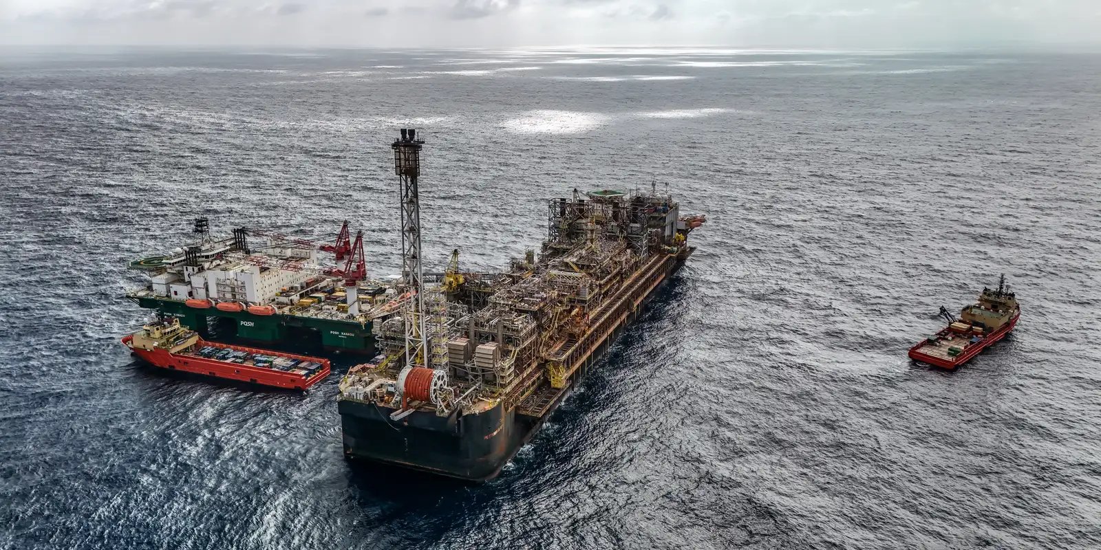 Petroleiros Propõem Reforço Estatal e Menor Retorno a Acionistas na Petrobras