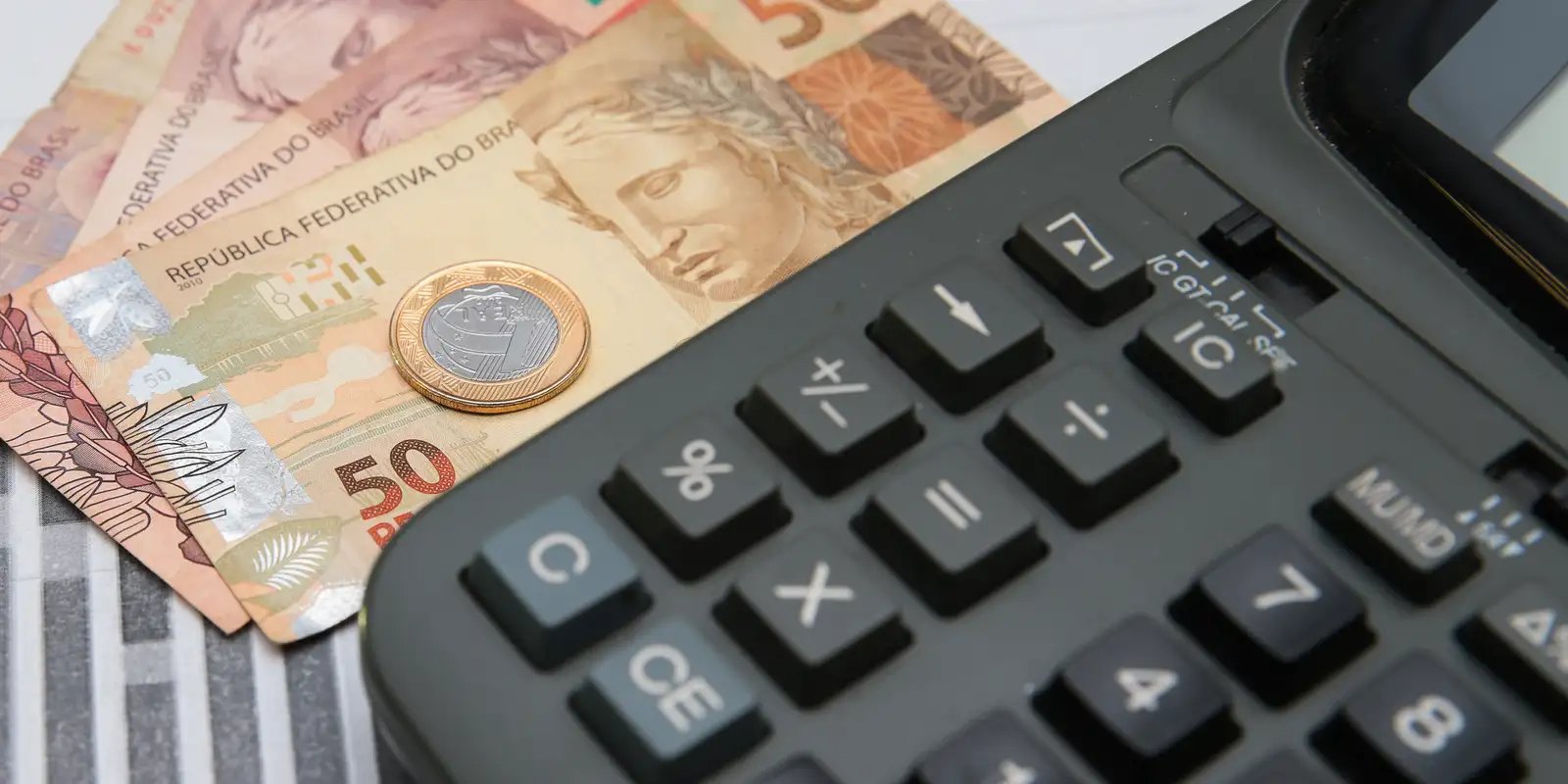 Projeções Fiscais do Governo: Arrecadação de R$ 636 Bilhões com a Nova CBS em 2027