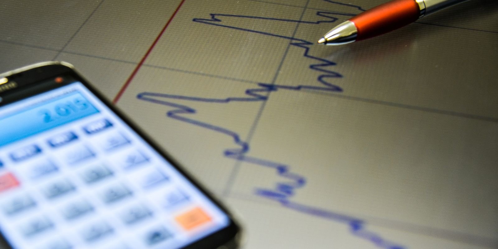 Mercado Financeiro Ajusta Expectativas para Crescimento Econômico e Indicadores Futuros