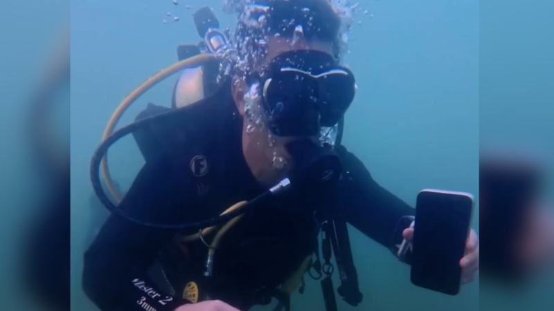 Resgate Surpreendente: Celular Retornado Após 24 Horas Submerso no Lago de Palmas