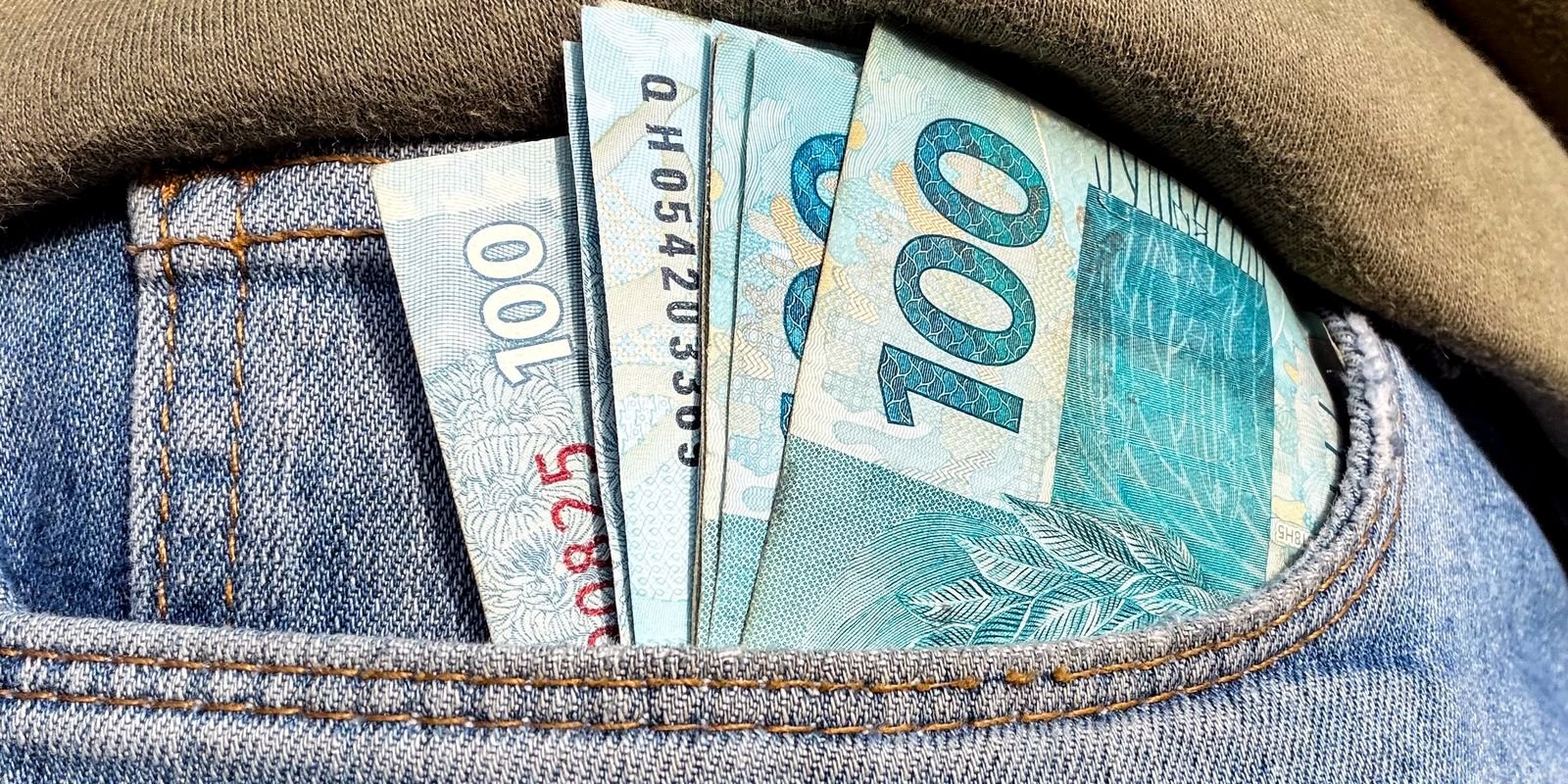 Beneficiários com NIS final 4 recebem Bolsa Família de agosto