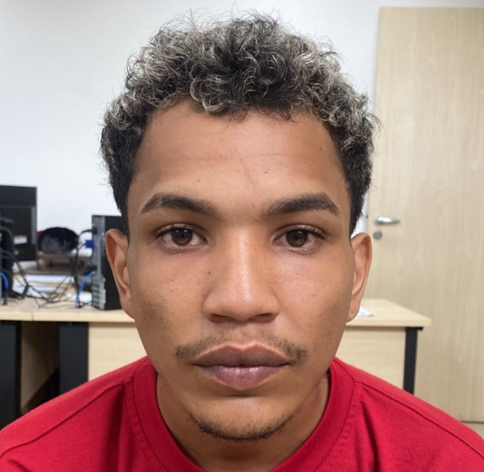 Tragédia em Boa Vista: Jovem Esfaqueado na Porta de Supermercado