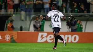 Atlético-MG garante vitória dramática sobre Juventude e avança na Copa do Brasil
