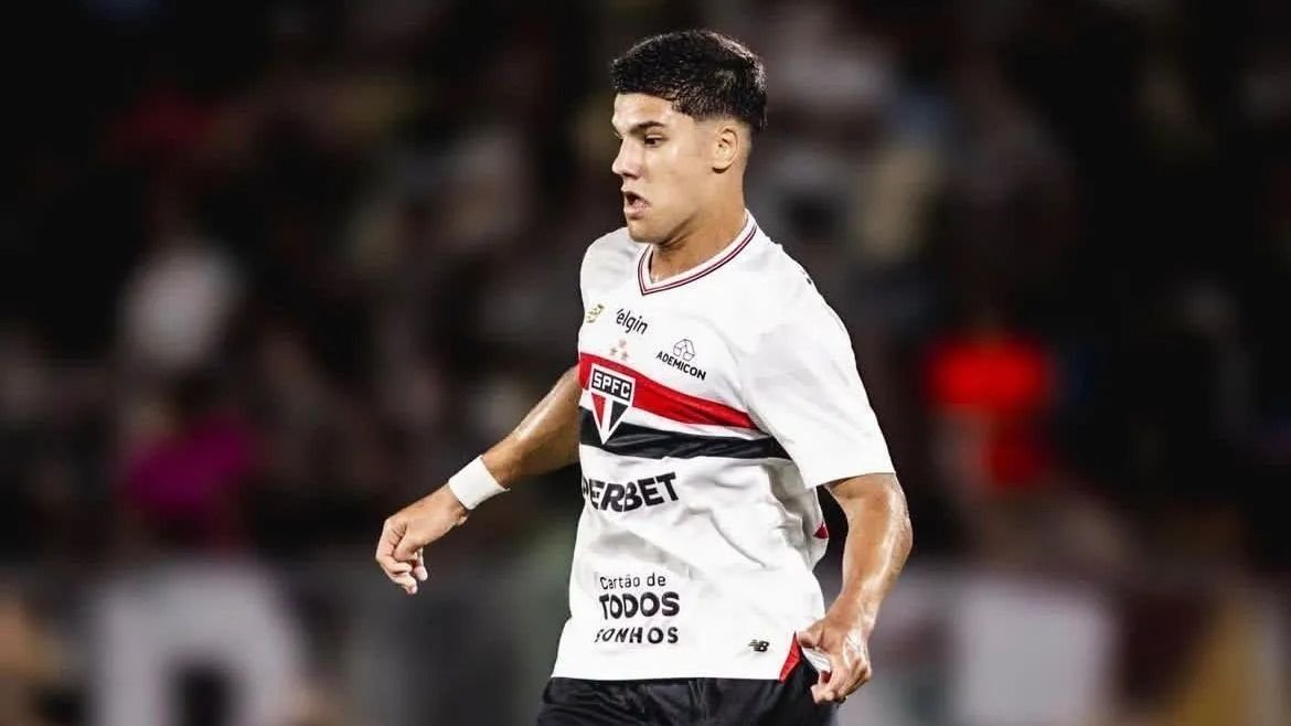 São Paulo oferece suporte psicológico a Nicolas e não define prazo para retorno do lateral
