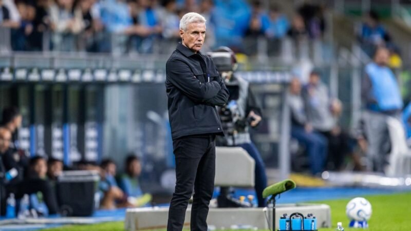 Luís Castro Reflete Sobre Críticas Após Vitória do Grêmio Contra o São Paulo